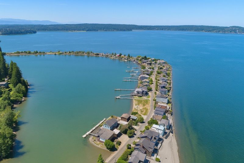 Best Bathroom Remodeling pros in Mundelein, IL